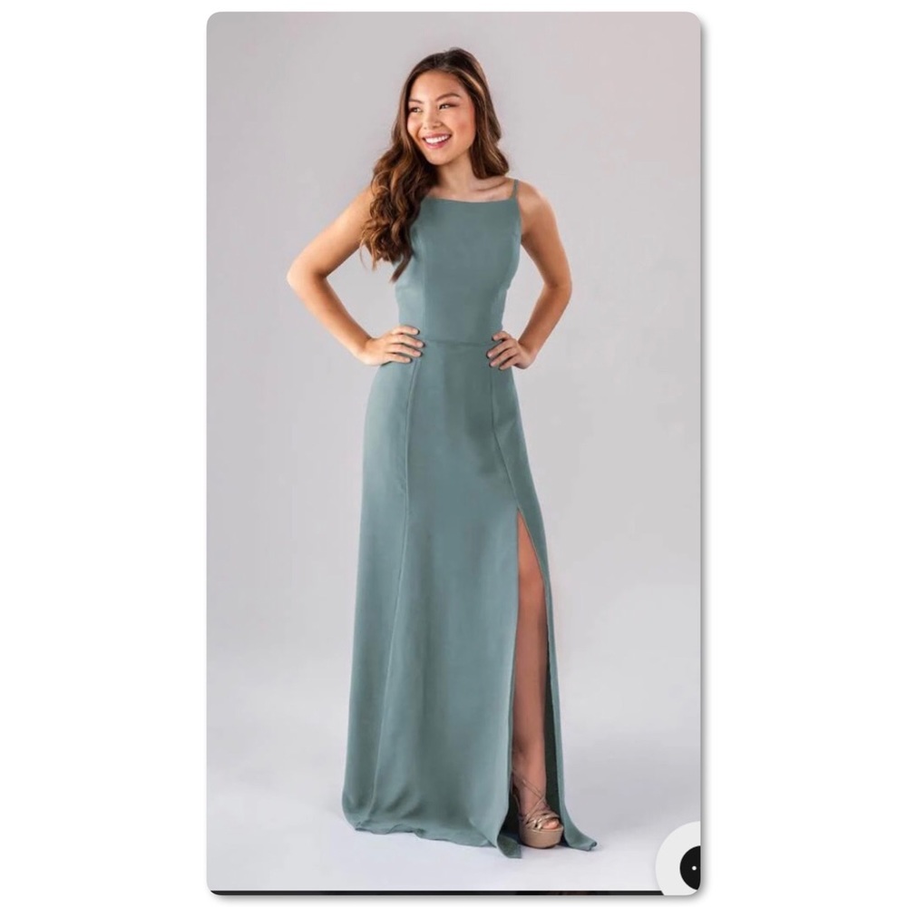 NWT Kennedy Blue Bridesmaid Dress in Deep Sea Size 00